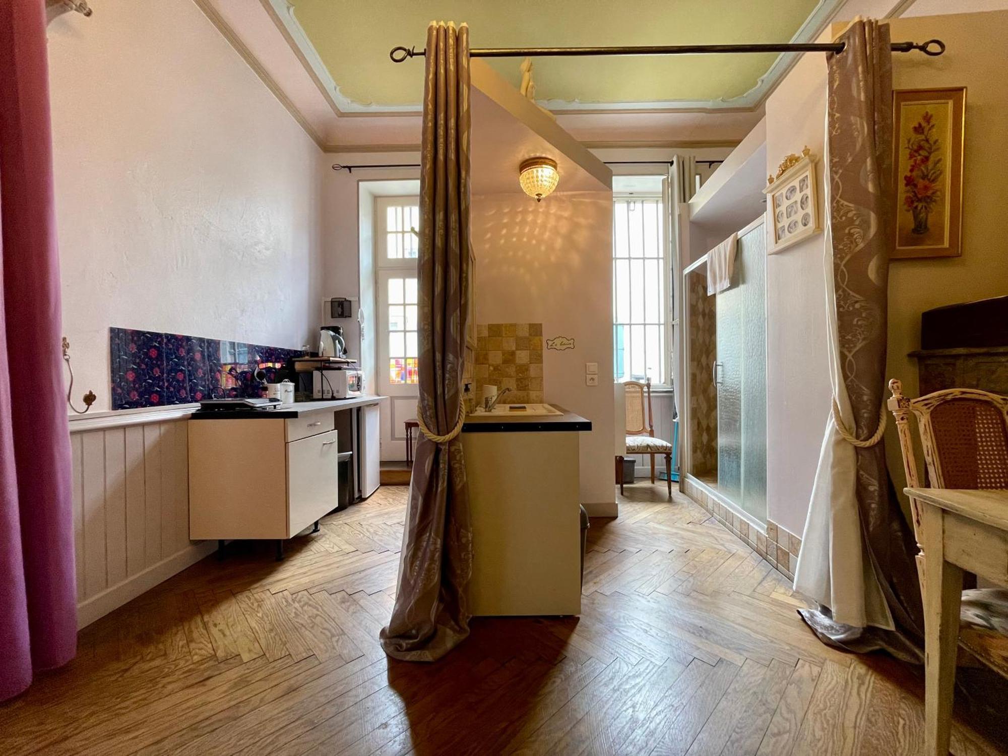 Cote Cite Appartements - Parking Prive - 100M Cite Medievale قرقشونه المظهر الخارجي الصورة