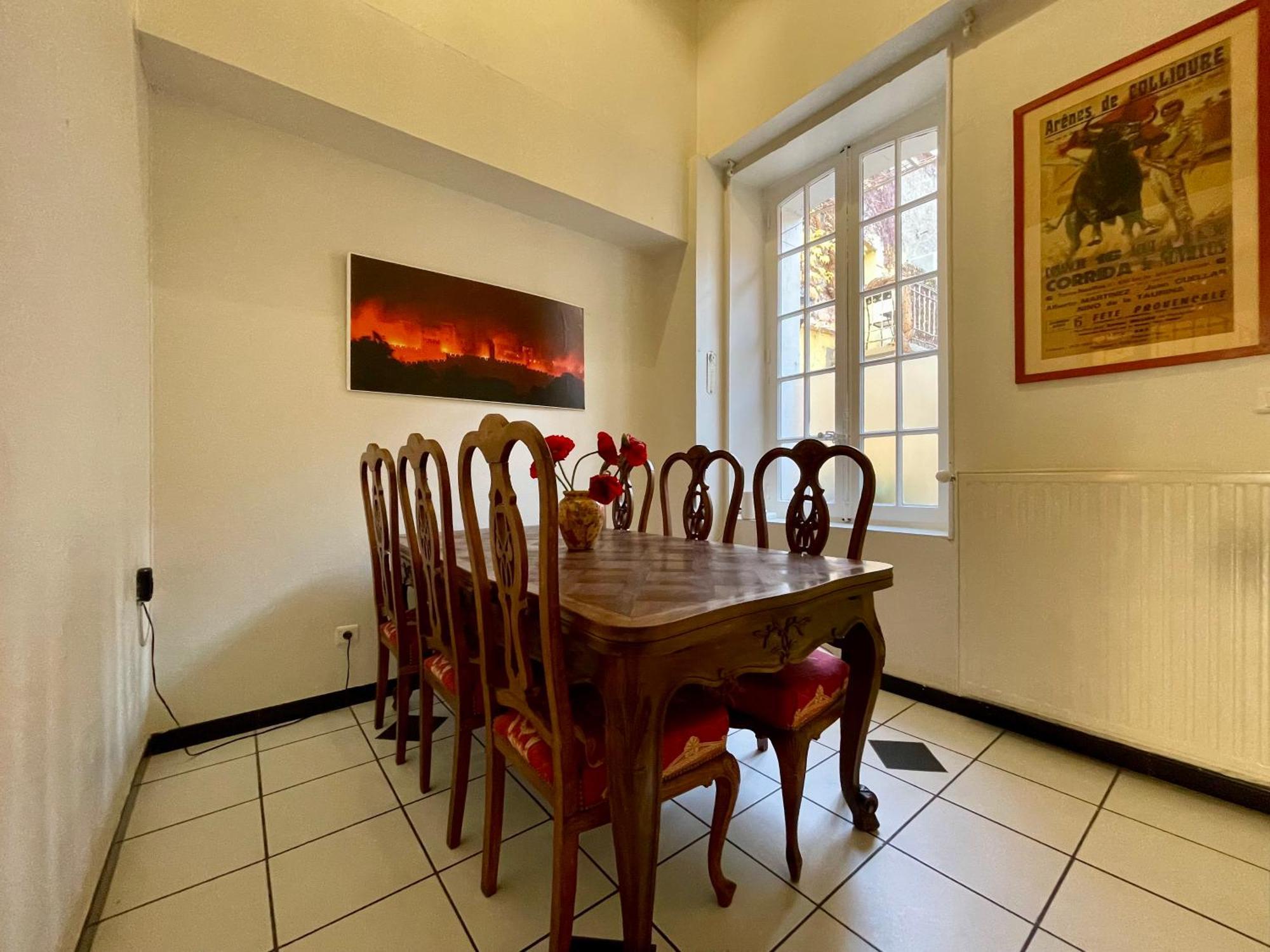 Cote Cite Appartements - Parking Prive - 100M Cite Medievale قرقشونه الغرفة الصورة