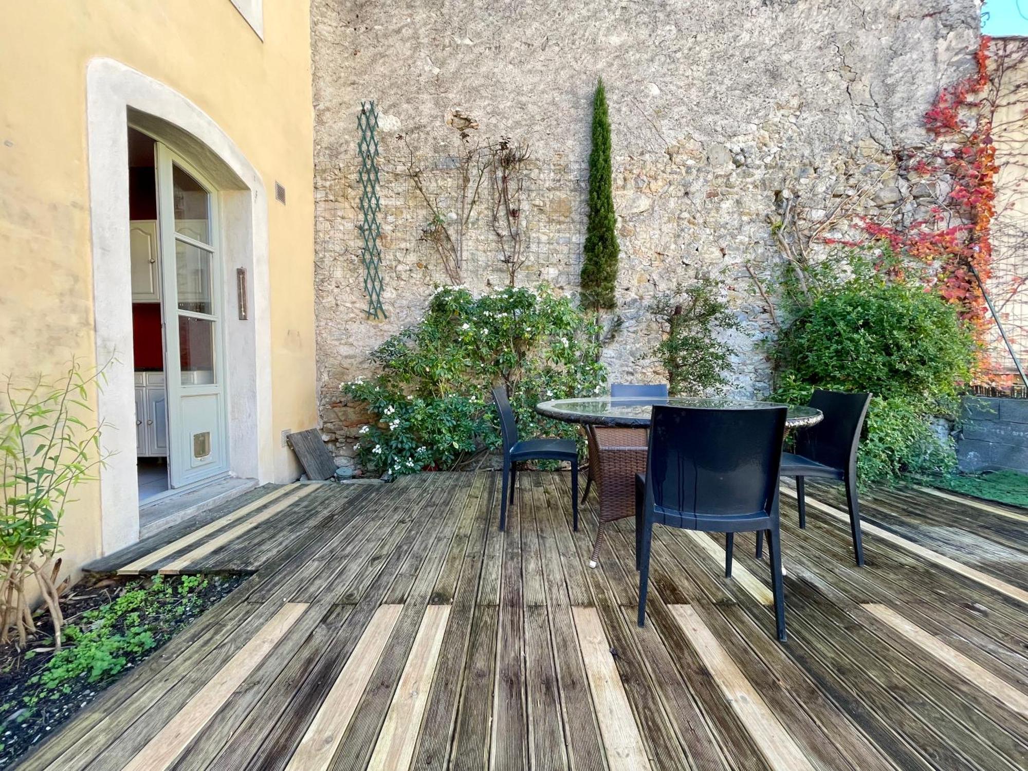 Cote Cite Appartements - Parking Prive - 100M Cite Medievale قرقشونه الغرفة الصورة